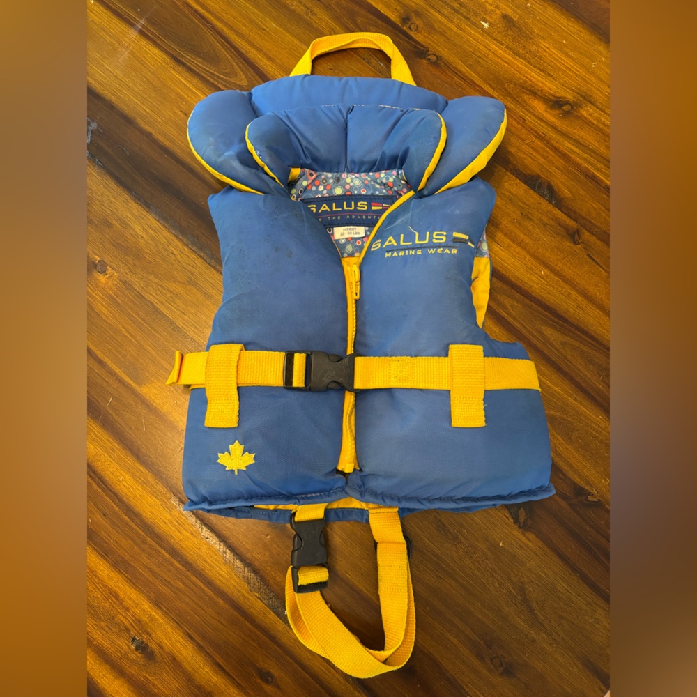 Salus Nimbus 20-30lb lifejacket